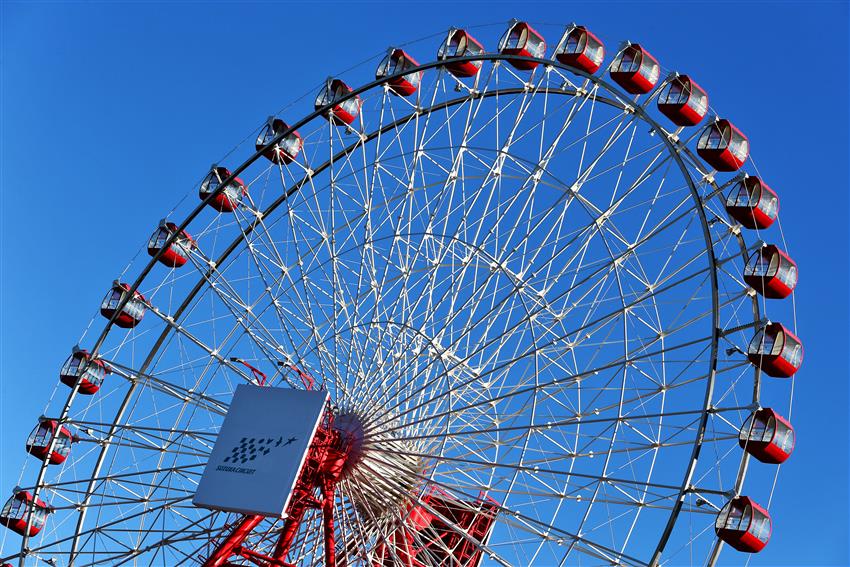 Giant Ferris wheel